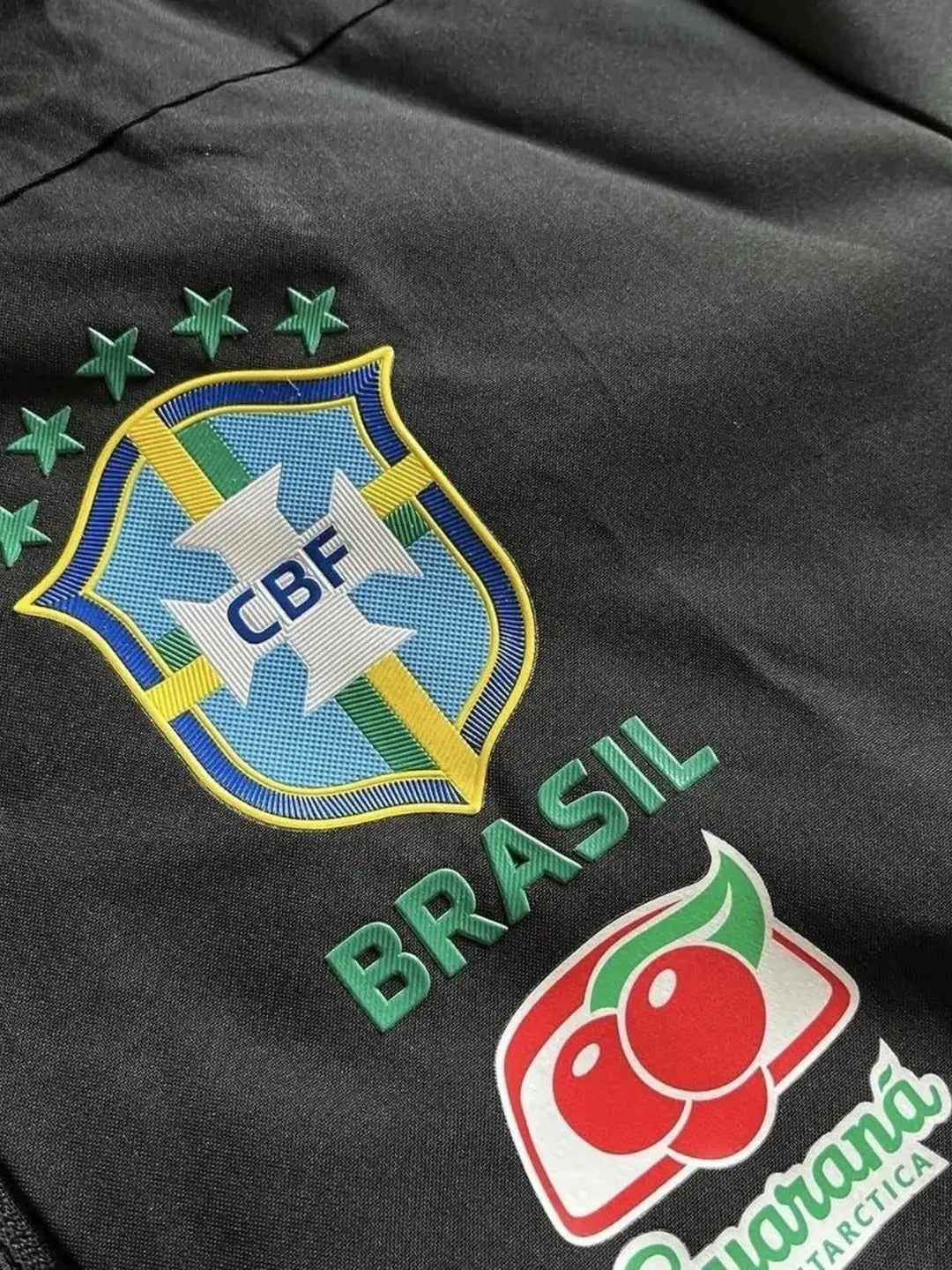 BRASIL WINDBREAKER - BLACK CMY